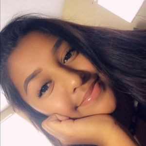 Meet your Posher, Krystal